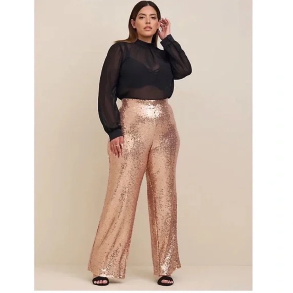TORRID Pull-On Wide Leg Sequin High-Rise Pant Holiday Party Rose Gold Size 2X